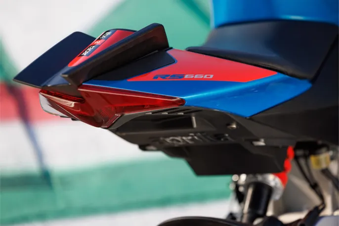 Aprilia_RS660_Wall-img_1920x1280_sella
