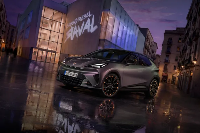 001_CUPRA-Raval-Plasma__HQ-2