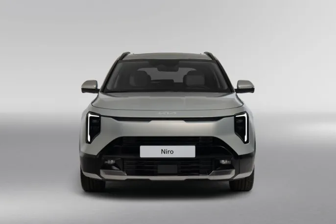kia_niro_ivory_silver_static_print_6000x4000-007