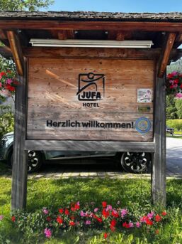 449210197_999812402154613_1910074499345670353_n