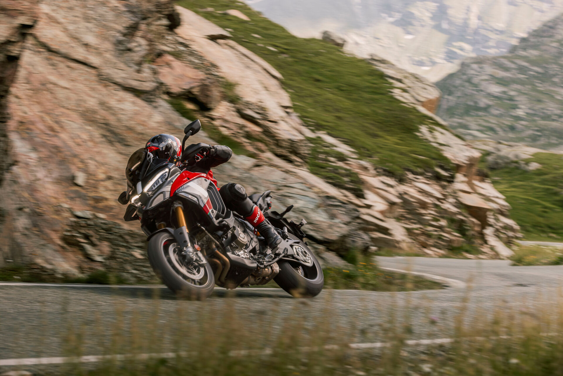 Multistrada V4 Pikes Peak
