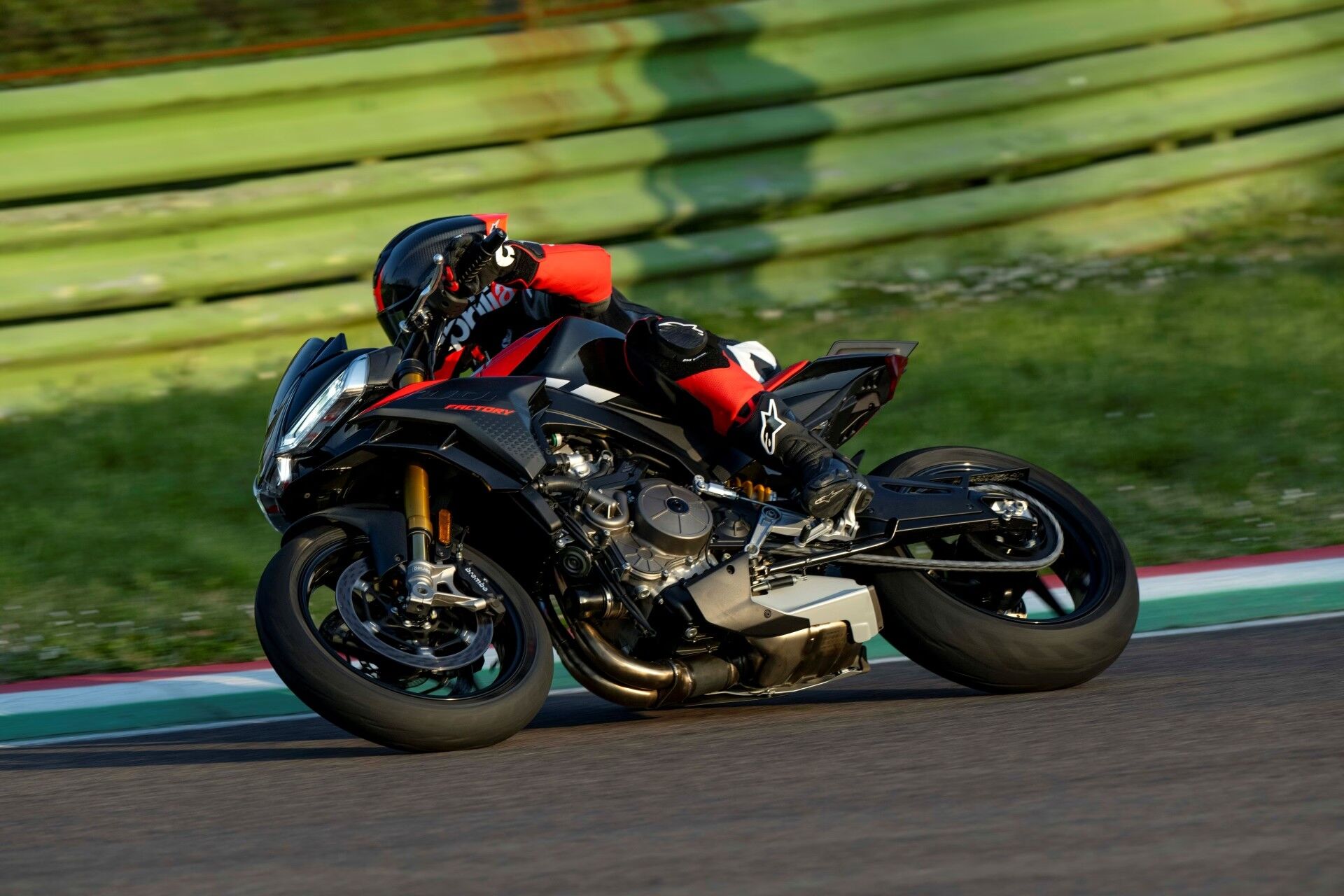 Tuono 660 Factory