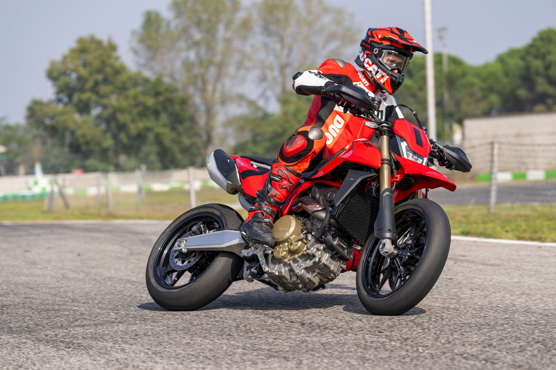 Hypermotard 698 Mono